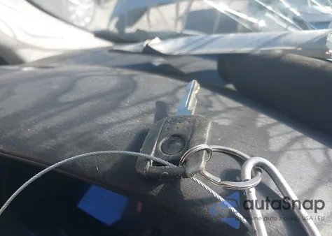 2005 Mercury Sable Ls from USA, damaged, VIN 1MEFM55S15A619096